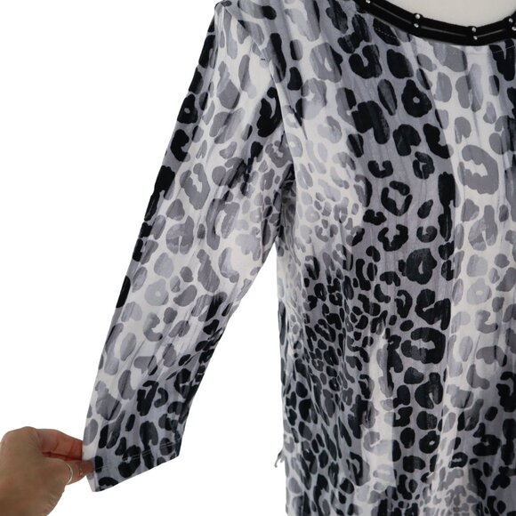 Alfred Dunner Leopard Print Tee Women SP Career Officecore Trendy Elevated Basic - Picture 6 of 11